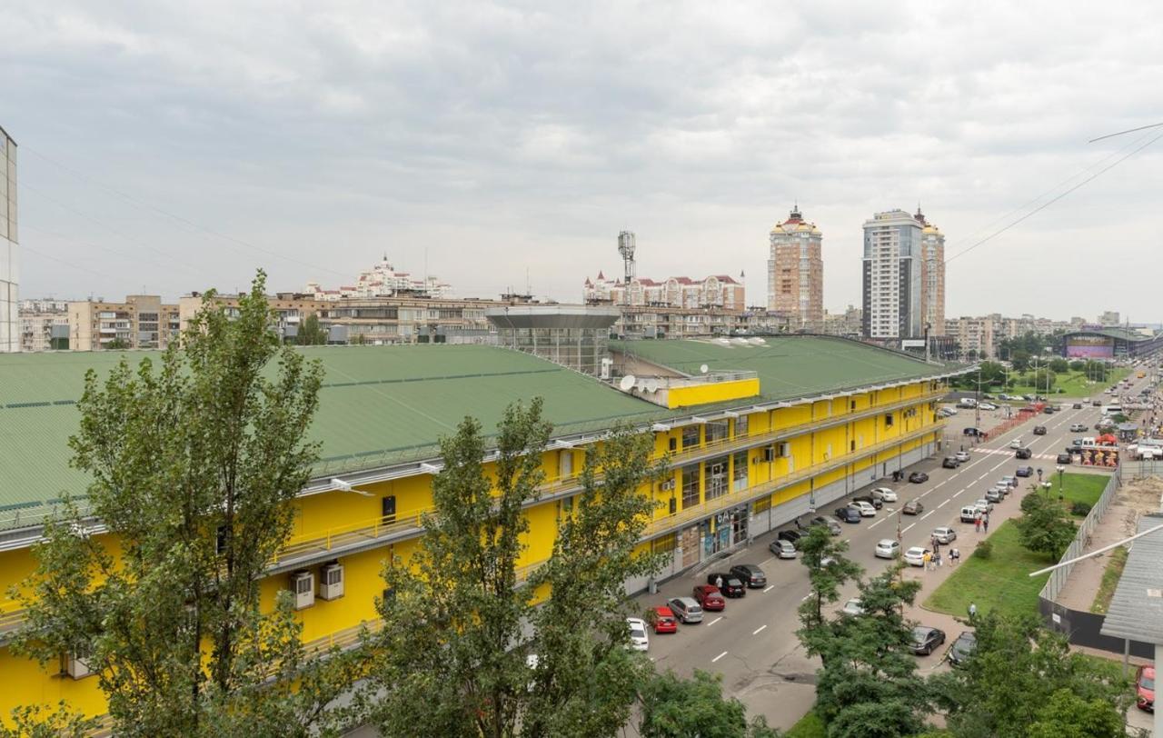 Чудова Квартира Для Відпочинку І Роботи На Оболоні 基輔 外观 照片